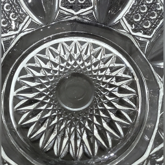 Vntg 8 1/2" Smith Glass "Quintec" Basket EUC - Picture 7 of 13